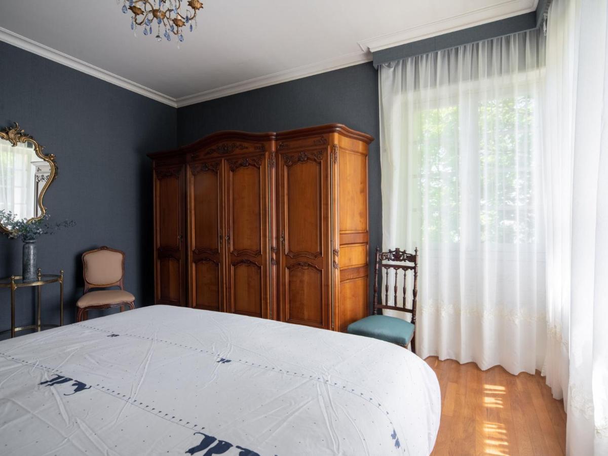 Quaint Holiday Home In Payzac With Garden Экстерьер фото