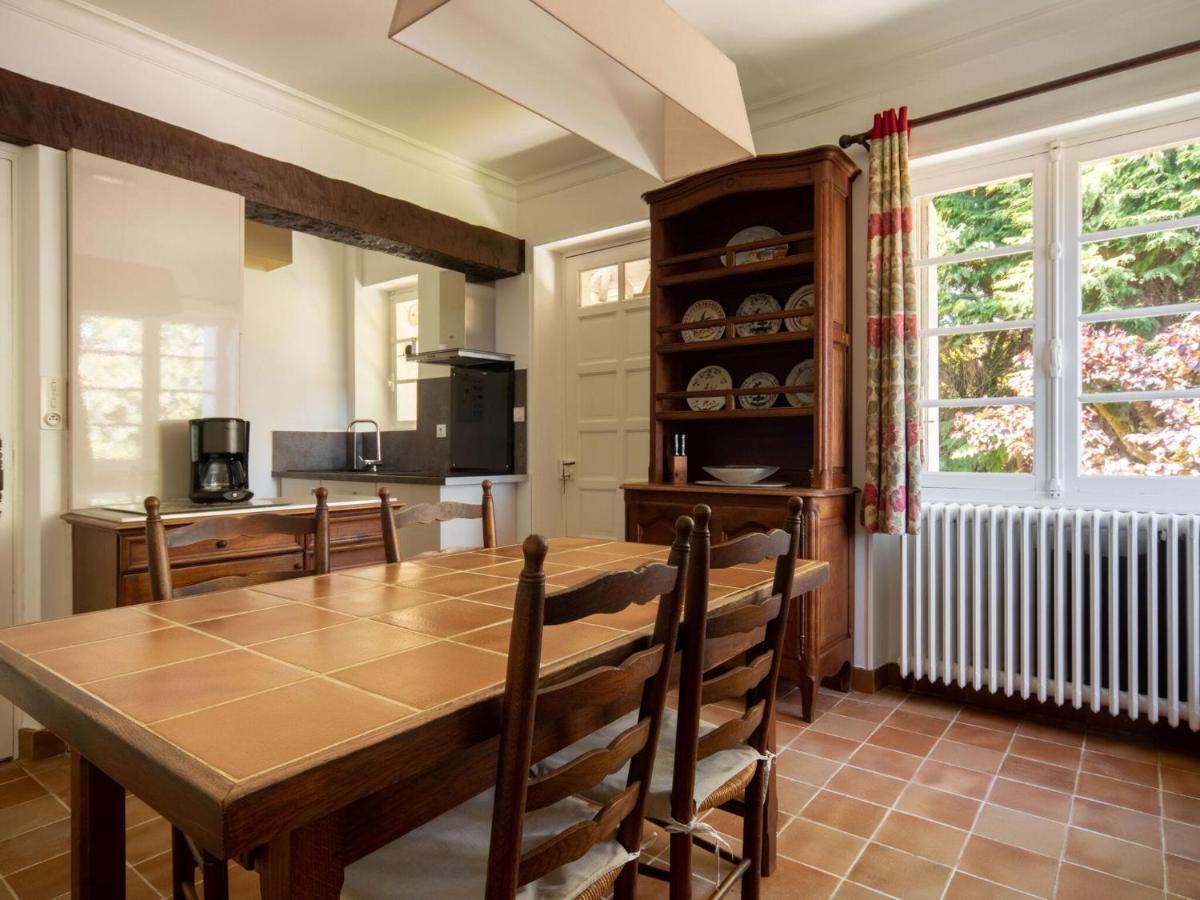 Quaint Holiday Home In Payzac With Garden Экстерьер фото